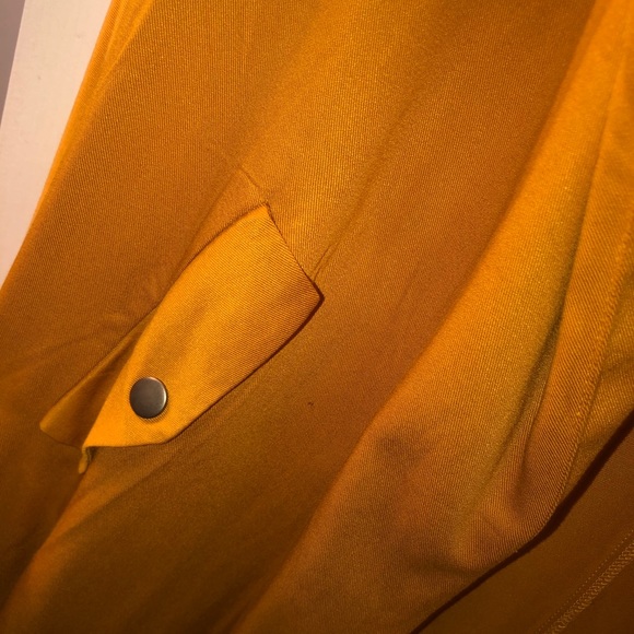 Yellow cardigan - Picture 2 of 5